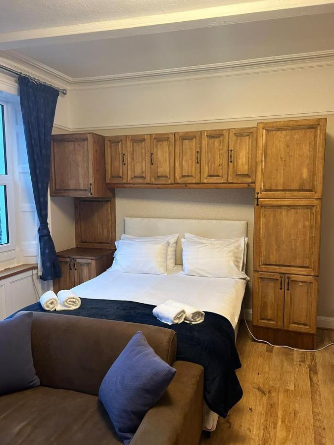 The Board Inn Hawes Bagian luar foto